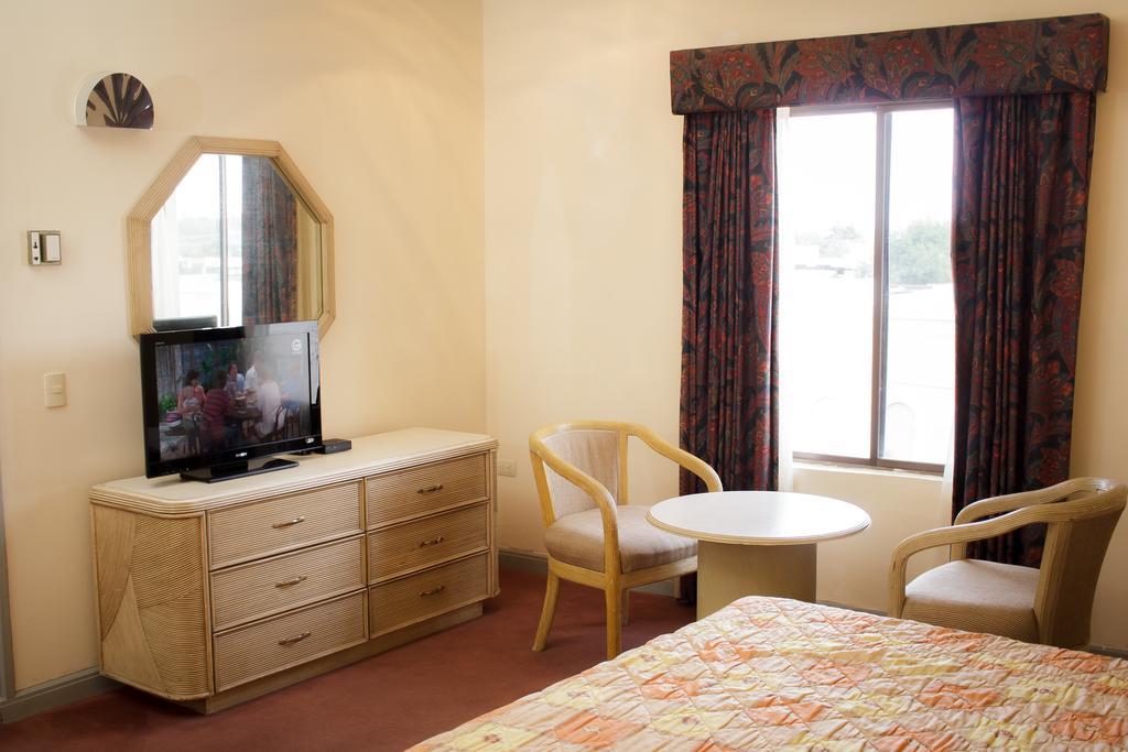 Guidi Hotel Linares Bagian luar foto
